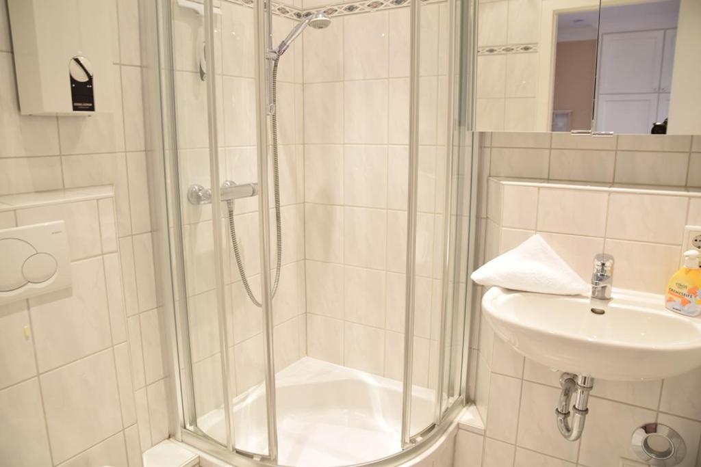 Schönes neues hochwertig renoviertes 2-Zimmer Appartement in der 4. Etage. Westerland Exterior foto